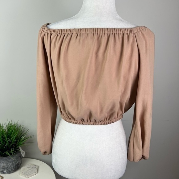 Aritzia Wilfred Shirt Womens size XS Tan Exposed Shoulder Eleanora blouse - Picture 7 of 13